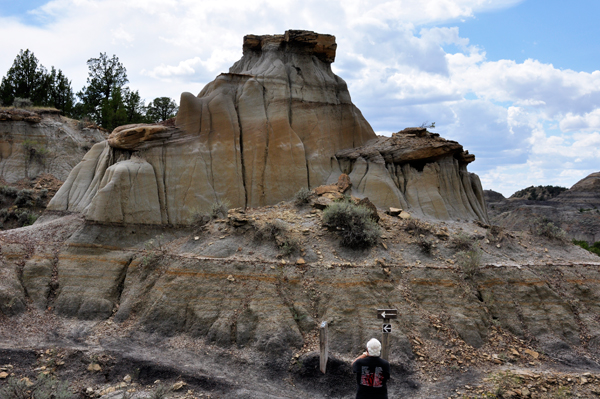 rock formations in Makoshika State Park